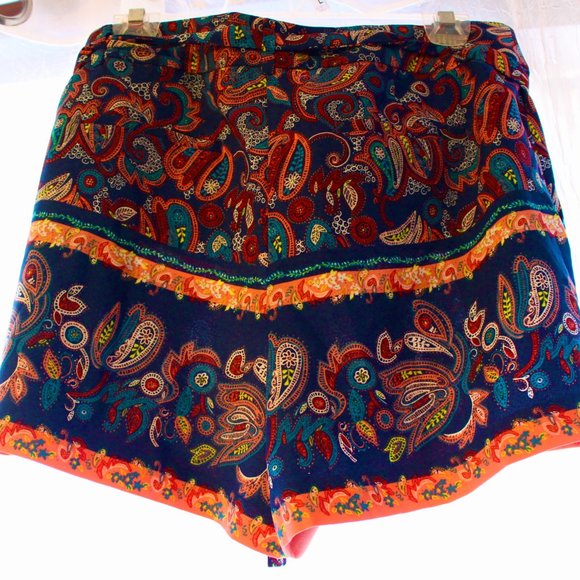 Fun, LOFT, Spring/Sumer shorts - Picture 3 of 3